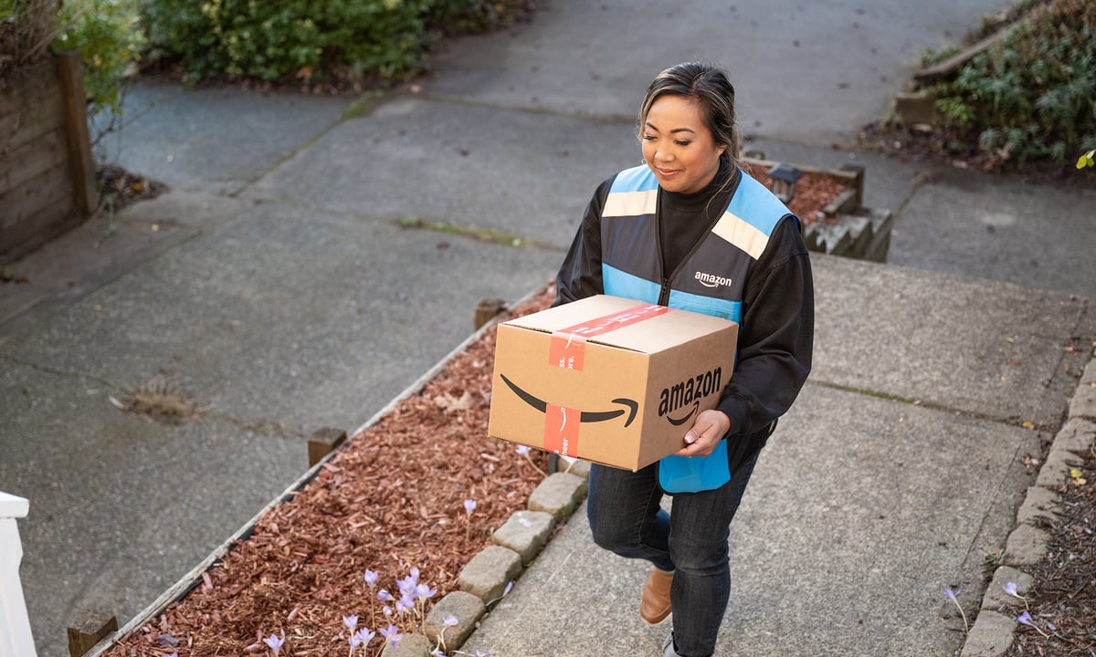 Buffett's Successor Exits Amazon Investment